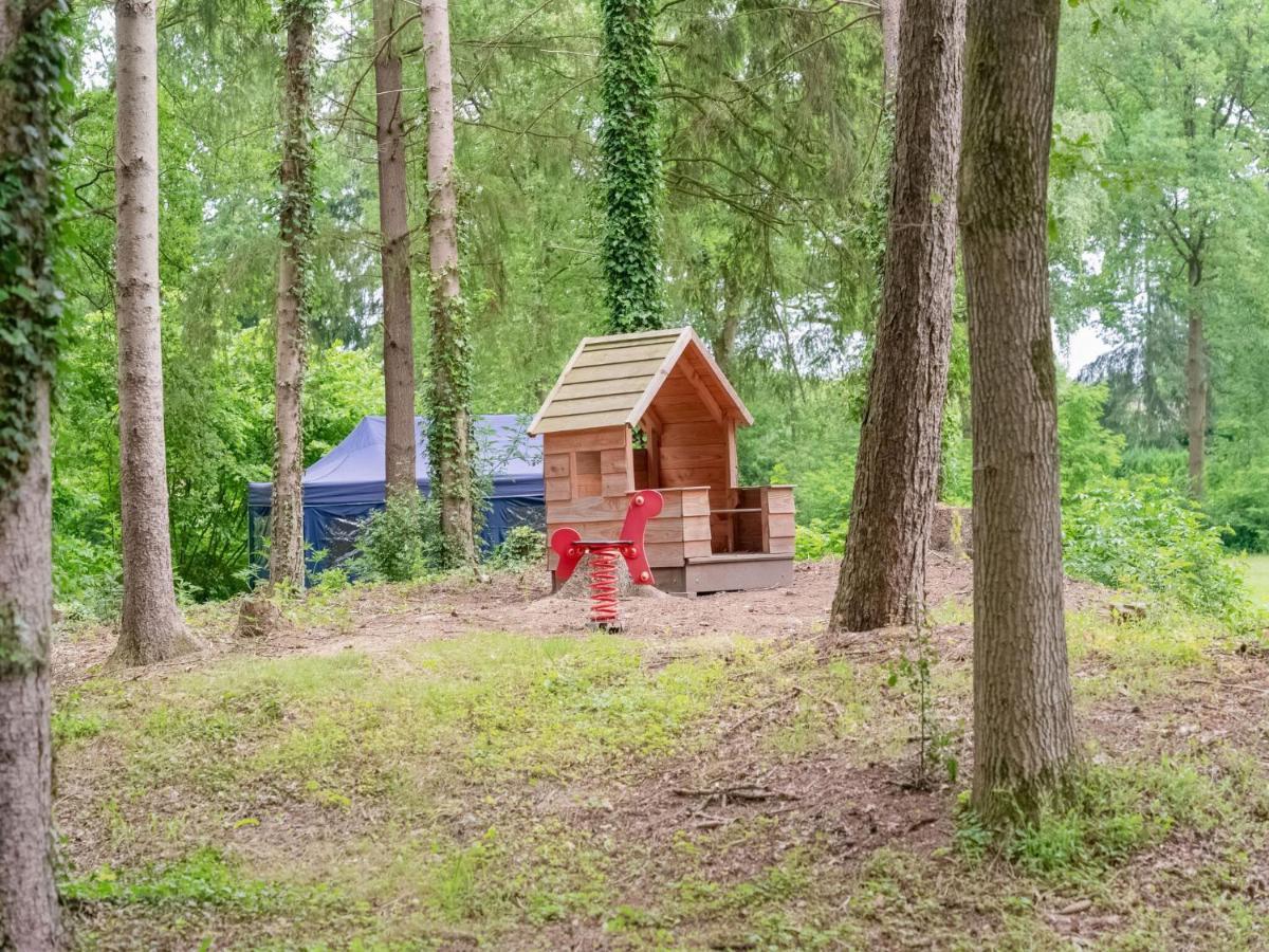Beautiful Chalet In The Woods With A Shared Pool Vledder ภายนอก รูปภาพ